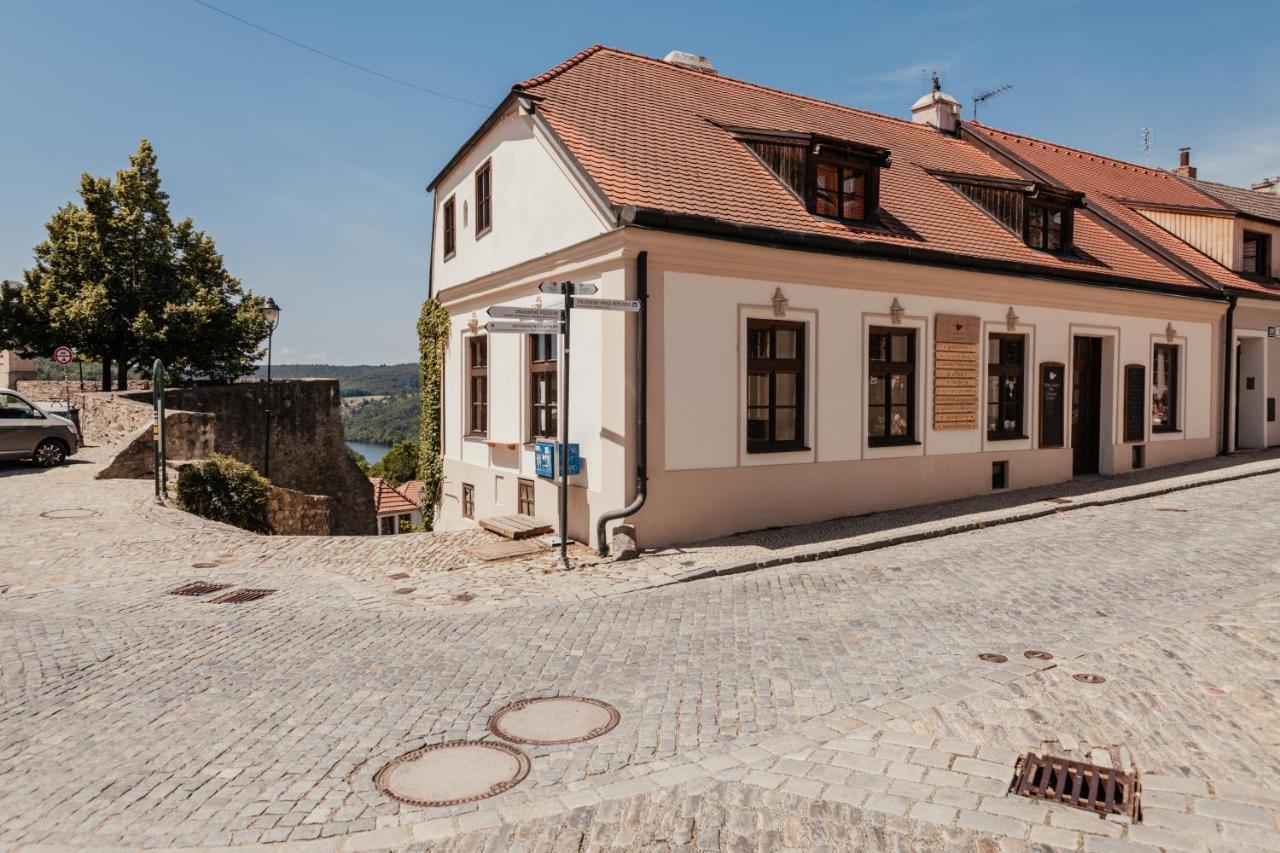 Apartmany Stare Mesto زنويمو المظهر الخارجي الصورة